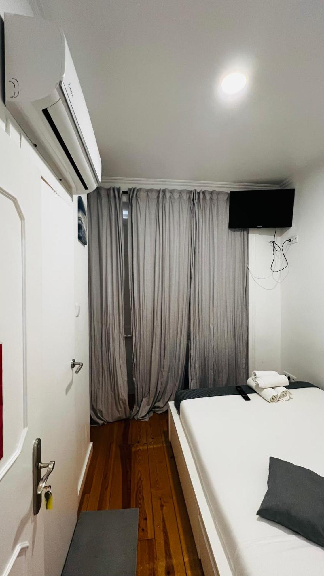 Suites Antonio Pedro Lisabona Exterior foto